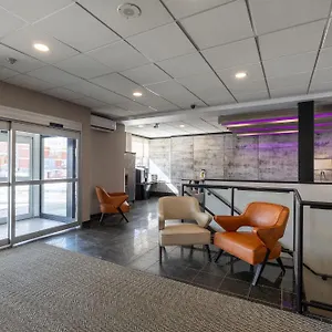 Chateau Repotel Duplessis Airport Hotel